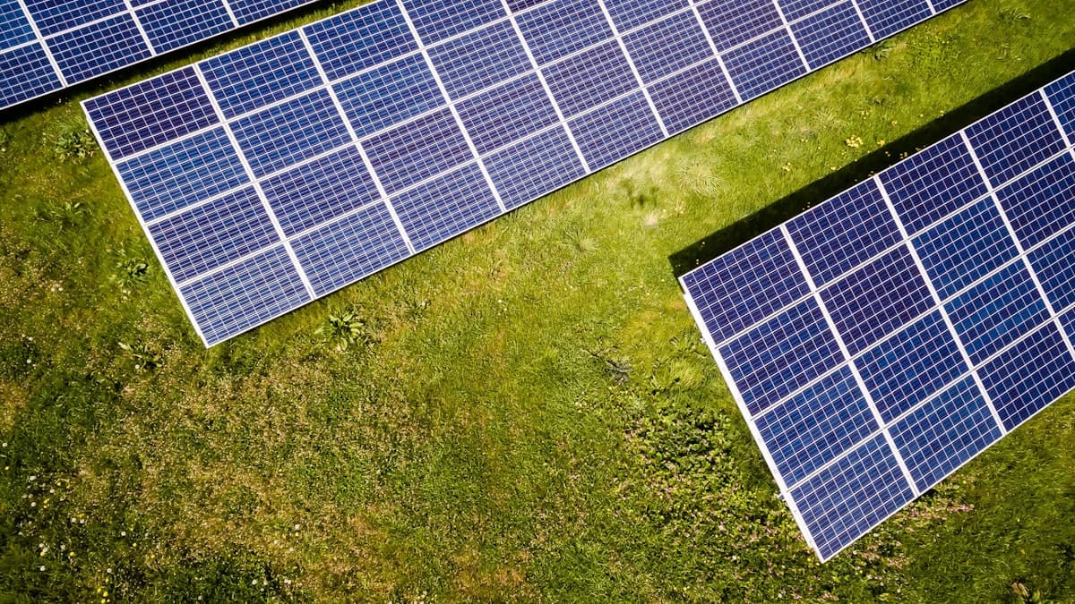 Solar Photovoltaic Glass Expansion in India: The Vital Role of Low-Iron Quartz Silica